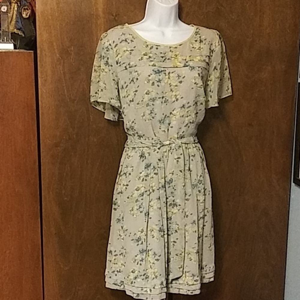 NWT DARLING"Nicole" - Blue Yellow Floral Dress -XL